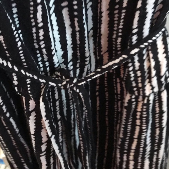 NWT LOFT DRESS! - Picture 4 of 4